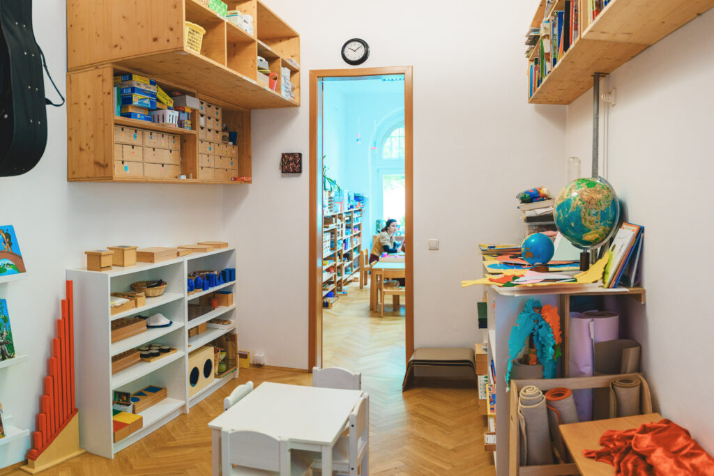 Logo Montessori Kinderhaus SEZUTU