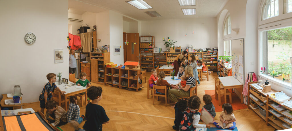 Logo Montessori Kinderhaus SEZUTU